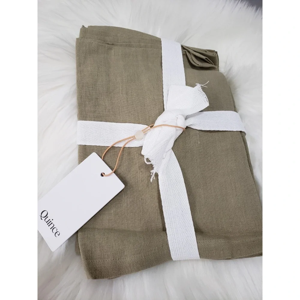 NEW SMALL FLAW Quince European Linen Napkins‎ Set 4 Pack Color is Aloe One Size